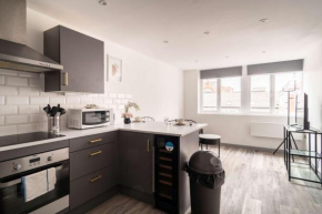 Lovely 1 Bedroom Apartment in Preston Centre